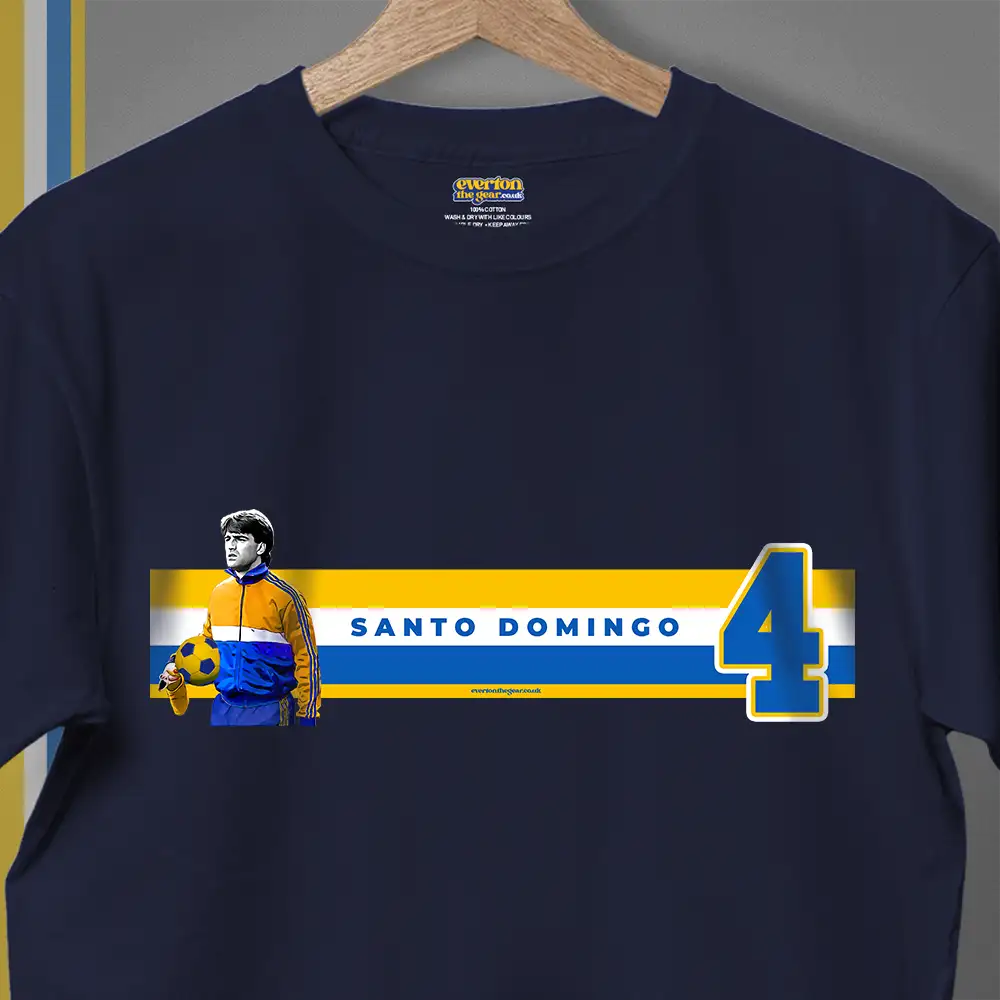 SDRatcliffeHangingNavyCloseup